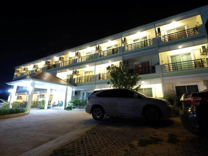 Privacy Residence Lop Buri מראה חיצוני תמונה